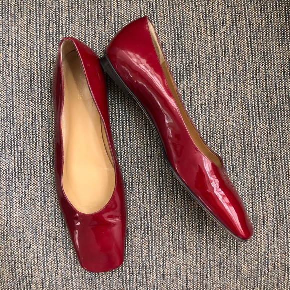 womens red patent leather flats